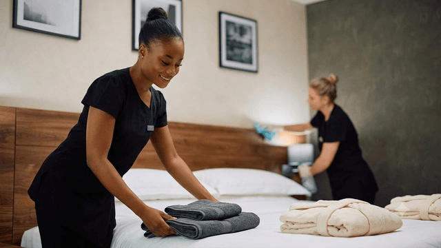 Housekeeping im Hotelzimmer